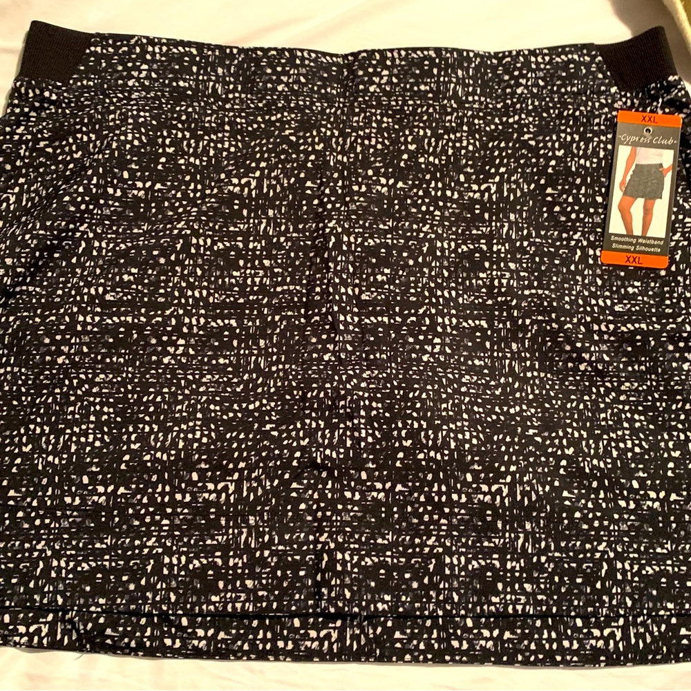 Slimming Skort